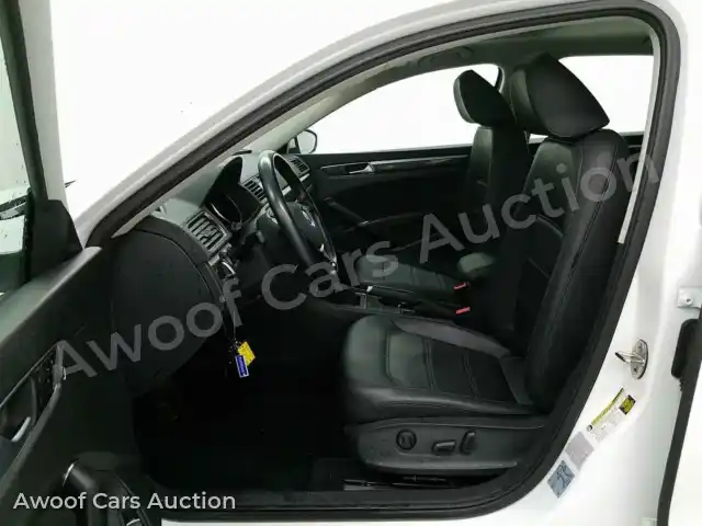 2016 Volkswagen Passat 1VWBT7A33GC013333 — Manheim auction photo 7