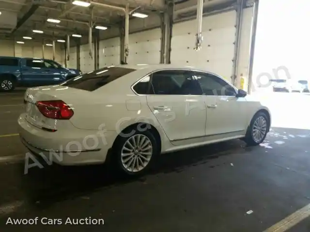 2016 Volkswagen Passat 1VWBT7A33GC013333 — Manheim auction photo 8