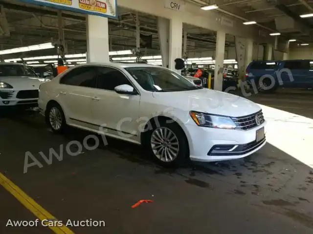 2016 Volkswagen Passat 1VWBT7A33GC013333 — Manheim auction photo 5