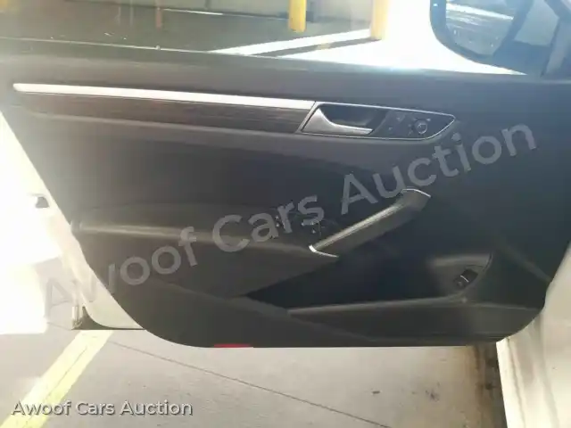2016 Volkswagen Passat 1VWBT7A33GC013333 — Manheim auction photo 17
