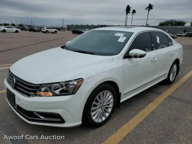 2016 Volkswagen Passat 1VWBT7A33GC013333 — Manheim auction photo 1