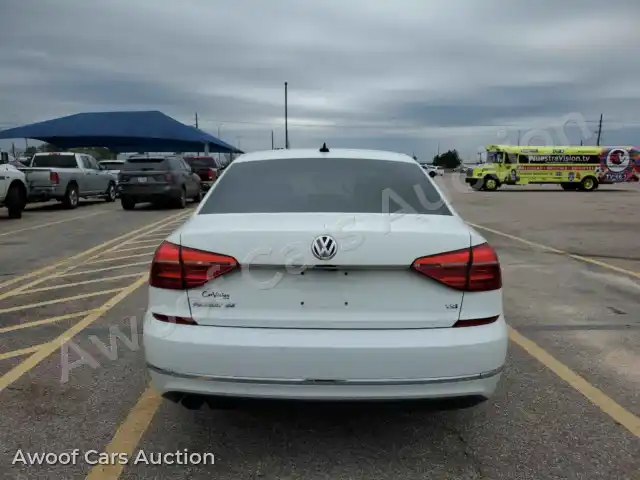2016 Volkswagen Passat 1VWBT7A33GC013333 — Manheim auction photo 9
