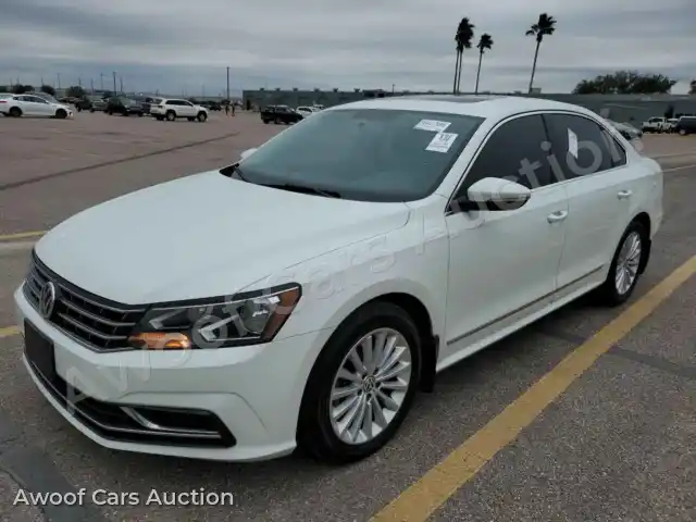 2016 Volkswagen Passat 1VWBT7A33GC013333 — Manheim auction photo 2