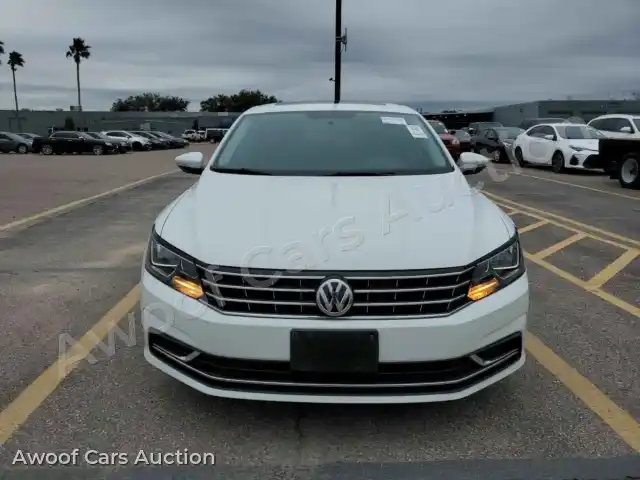 2016 Volkswagen Passat 1VWBT7A33GC013333 — Manheim auction photo 4