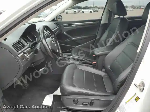2016 Volkswagen Passat 1VWBT7A33GC013333 — Manheim auction photo 14
