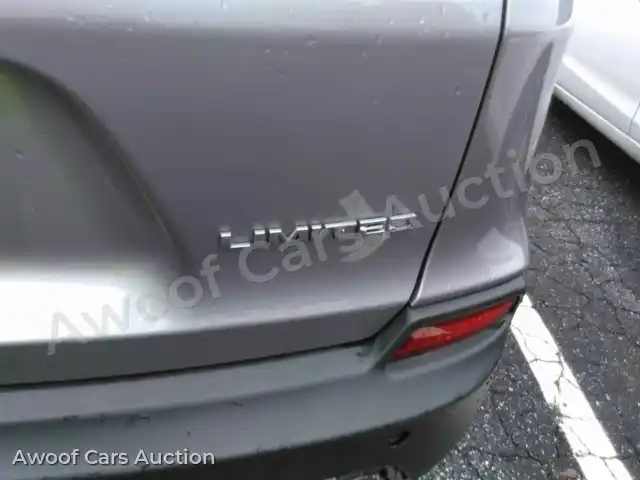 2019 Jeep Cherokee 1C4PJMDX6KD408086 — Manheim auction photo 9