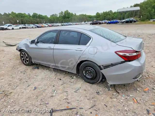 2017 Honda Accord 1HGCR2F82HA099374 — Copart auction photo 2