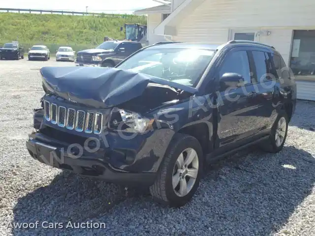 2015 Jeep Compass 1C4NJDEB2FD304386 — Copart auction photo 2