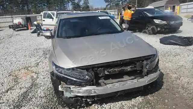 2018 Honda Accord 1HGCV2F91JA022800 — Copart auction photo 13