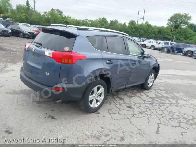 2013 Toyota RAV4 JTMRFREV2DD015936 — Iaai auction photo 4