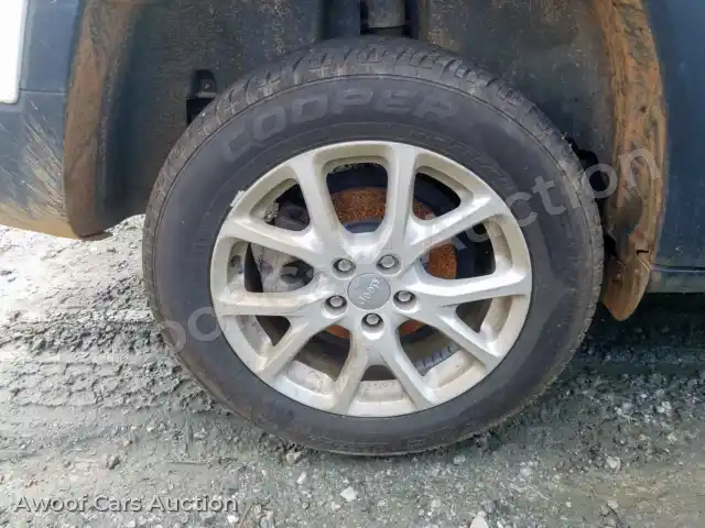 2018 Jeep Cherokee 1C4PJLCB9JD558675 — Copart auction photo 9