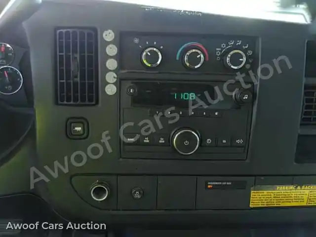 2014 Chevrolet Express 1GCSGAFX2E1129888 — photo 4 de la vente Manheim