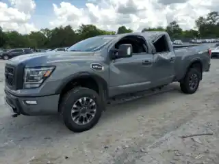 2023 Nissan Titan