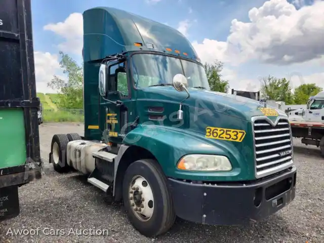2017 Mack 1M1AW01X5HM009845 — Copart auction photo 1