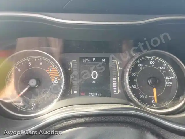 2019 Jeep Grand Cherokee 1C4PJLLX6KD129491 — hoton gwanjo Copart na 9