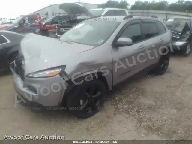 2016 Jeep Cherokee 1C4PJLCS5GW216735 — Iaai auction photo 2