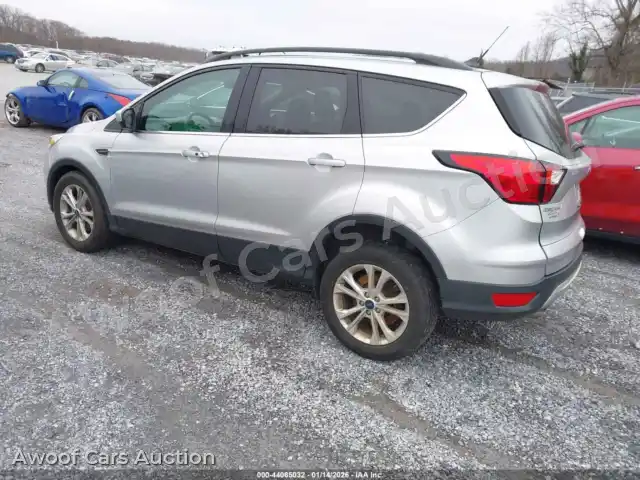 2019 Ford Escape 1FMCU9HD5KUB25709 — Iaai auction photo 3