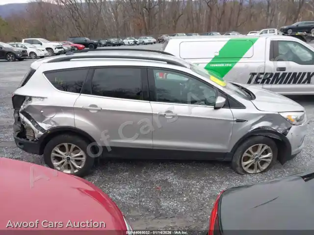 2019 Ford Escape 1FMCU9HD5KUB25709 — Iaai auction photo 13