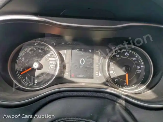 2019 Jeep Grand Cherokee 1C4PJLCBXKD134472 — Copart auction photo 9