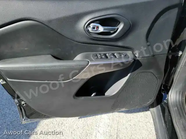 2019 Jeep Grand Cherokee 1C4PJLCBXKD134472 — Manheim auction photo 9