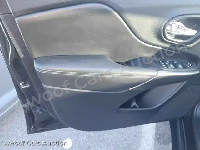 2019 Jeep Grand Cherokee 1C4PJLCBXKD134472 — Manheim auction photo 9