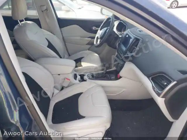 2020 Jeep Cherokee 1C4PJLLB8LD653991 — Iaai auction photo 5