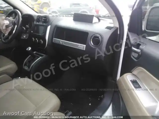 2014 Jeep Compass 1C4NJCCB5ED555575 — Iaai auction photo 5