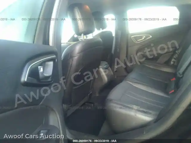 2016 Chrysler 200 1C3CCCABXGN192048 — Iaai auction photo 8