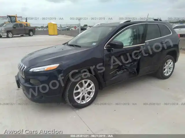 2016 Jeep Cherokee 1C4PJLCB4GW230657 — Iaai auction photo 2