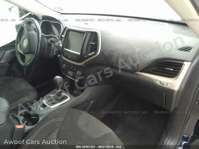 2016 Jeep Cherokee 1C4PJLCB4GW230657 — Iaai auction photo 5