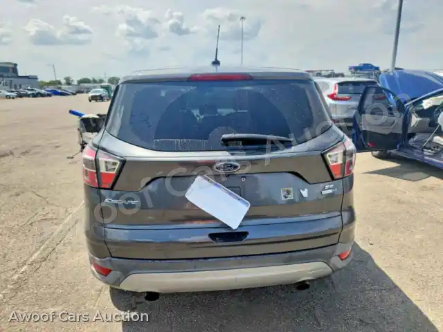 2017 Ford Escape 1FMCU9GD7HUC04552 — Copart auction photo 6