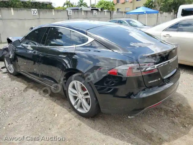 2015 Tesla Model S 5YJSA1E22FF107955 — Copart auction photo 2