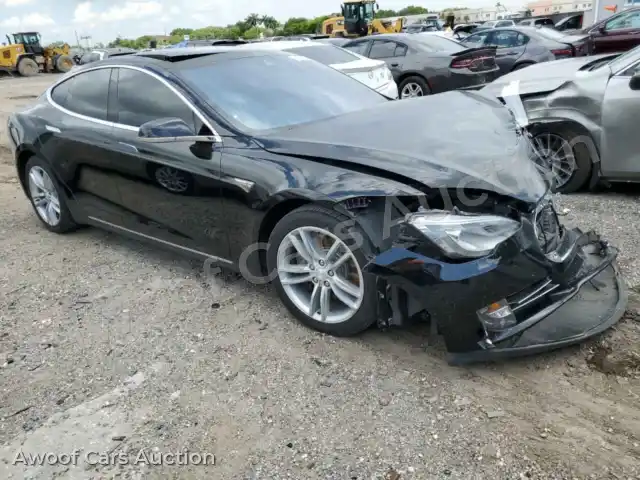 2015 Tesla Model S 5YJSA1E22FF107955 — Copart auction photo 4