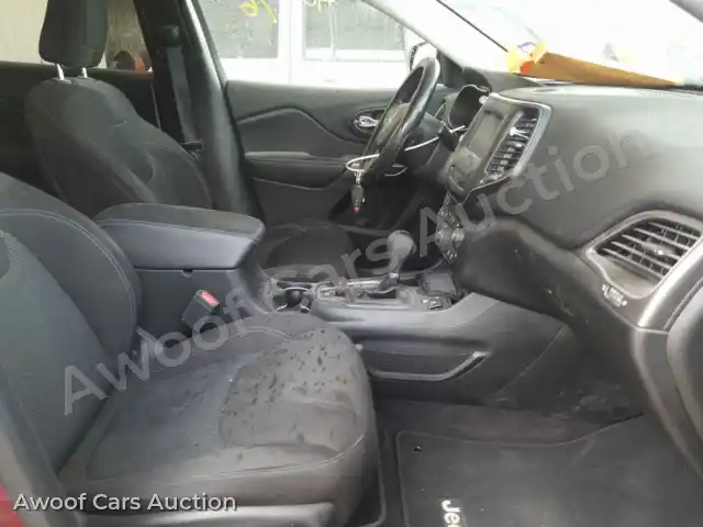 2019 Jeep Cherokee 1C4PJLCB3KD147757 — Copart auction photo 5