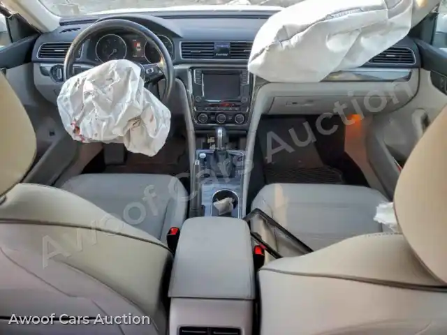 2018 Volkswagen Passat 1VWBA7A39JC020820 — Copart auction photo 8