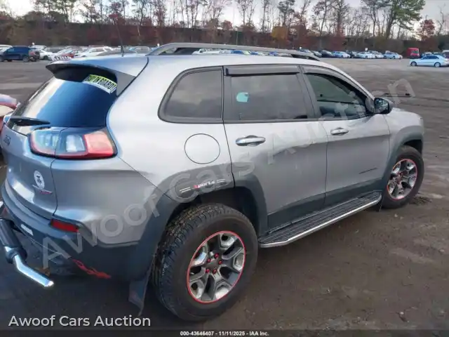 2019 Jeep Cherokee 1C4PJMBX3KD298164 — Iaai auction photo 4