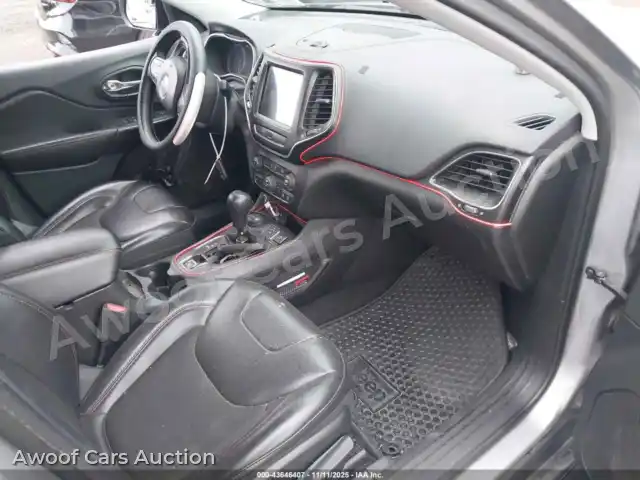 2019 Jeep Cherokee 1C4PJMBX3KD298164 — Iaai auction photo 5