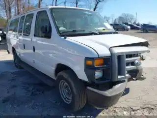 2014 Ford E-350 Super Duty