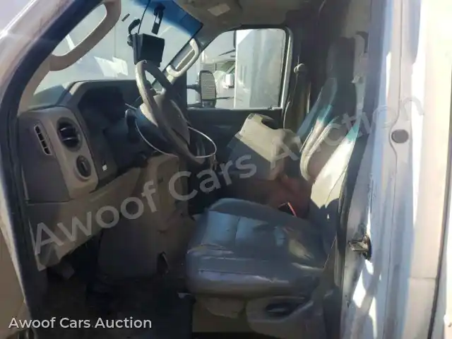 2015 Ford Econoline 1FDWE3FS4FDA21484 — hoton gwanjo Copart na 7