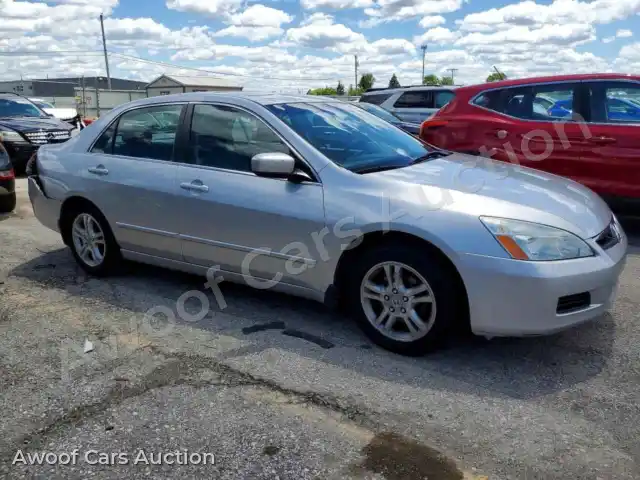 2007 Honda Accord 1HGCM56877A052727 — Copart auction photo 4