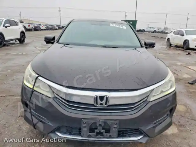 2017 Honda Accord 1HGCR3F80HA027062 — Copart auction photo 5