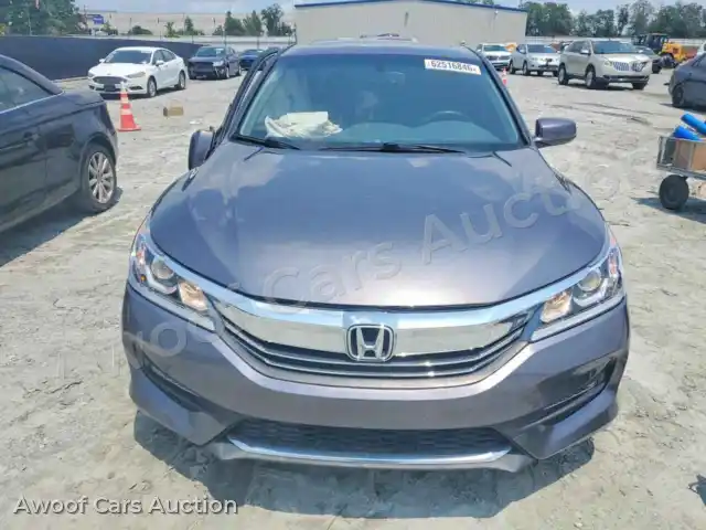 2017 Honda Accord 1HGCR2F8XHA191705 — hoton gwanjo Copart na 5