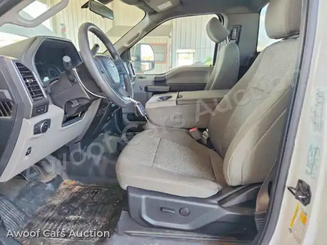 2019 Ford F150 1FTNF1C59KKC25560 — photo 7 de la vente Copart