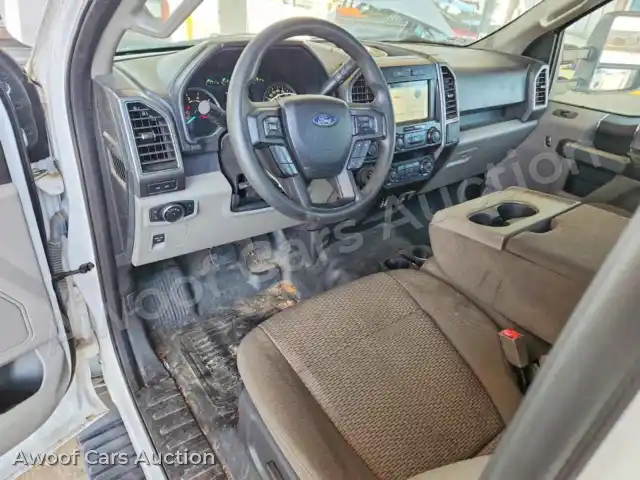 2019 Ford F150 1FTNF1C59KKC25560 — photo 8 de la vente Copart