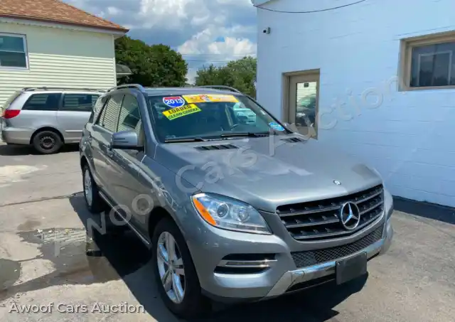2013 Mercedes-Benz M Class 4JGDA5HB2DA249879 — Copart auction photo 1