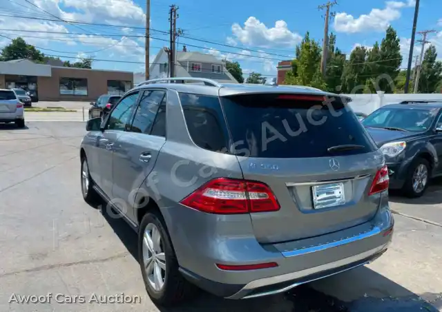 2013 Mercedes-Benz M Class 4JGDA5HB2DA249879 — Copart auction photo 3