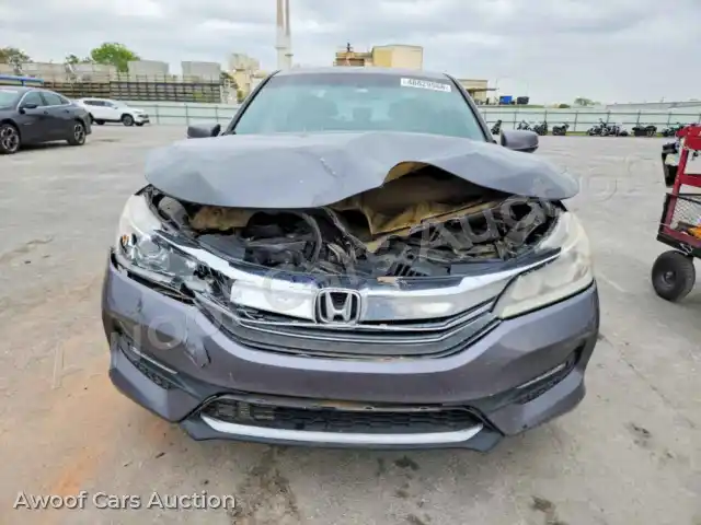 2017 Honda Accord 1HGCR2F86HA063560 — Copart auction photo 5