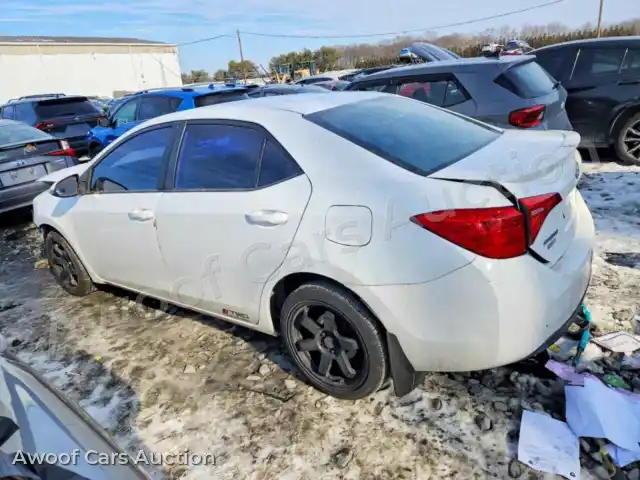 2019 Toyota Corolla 2T1BURHE6KC130813 — Copart auction photo 2