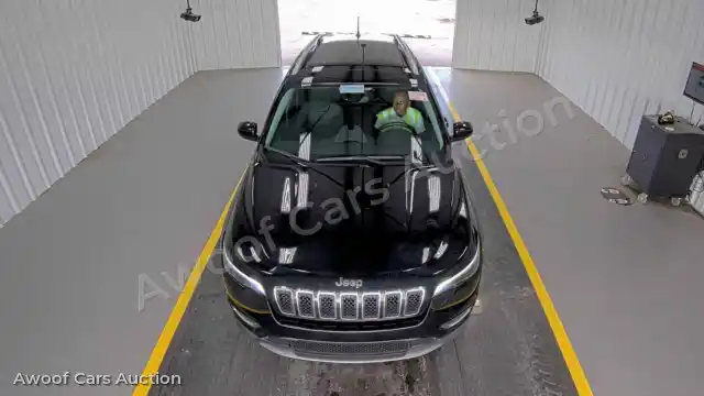 2019 Jeep Cherokee 1C4PJLDB3KD144498 — Manheim auction photo 2