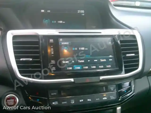 2017 Honda Accord 1HGCR2F78HA297982 — Manheim auction photo 4